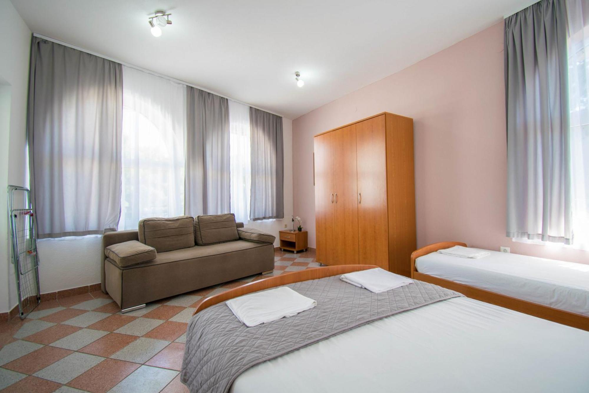 Villa Kameni Dvori Baška Voda Habitación foto